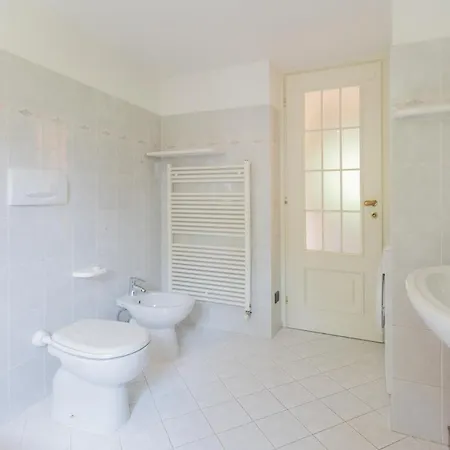 Апартаменты Vacation Family In By Rent Тремеццо
