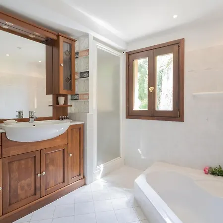 Διαμέρισμα Vacation Family In By Rent Tremezzo